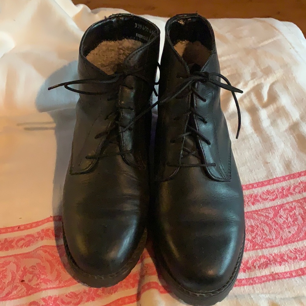Eddie Bauer Leather Boots Size 8.5